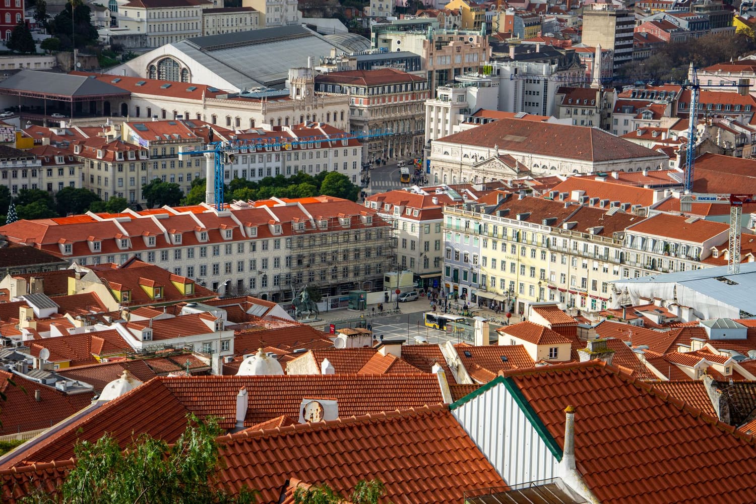 Telhados vermelhos de Lisboa vistos de cima